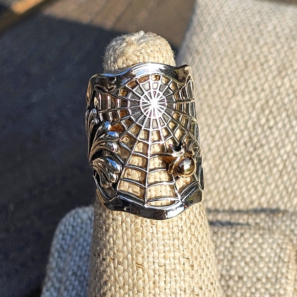 Jewelry - 14k gold & 925 sterling spider web ring